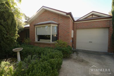 /international/au/2-8-dougherty-street-horsham-vic-151448368/