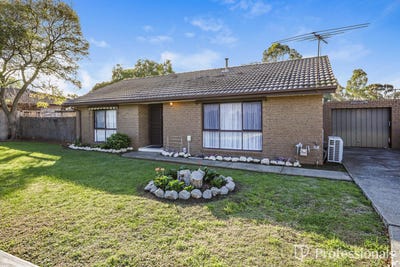 /international/au/2-8-reserve-road-west-melton-vic-148424360/