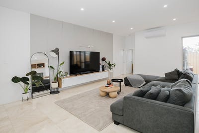 /international/au/18a-jaeger-square-ballajura-wa-152143516/