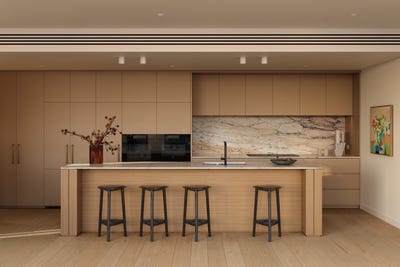 /international/au/185-wharf-street-spring-hill-qld-146817968/