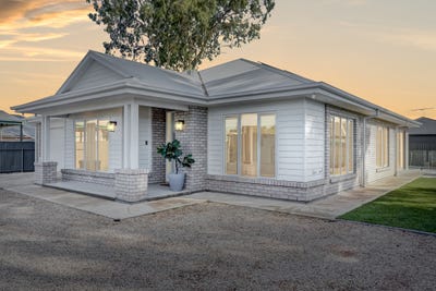 /international/au/32a-murray-road-willaston-sa-151237216/