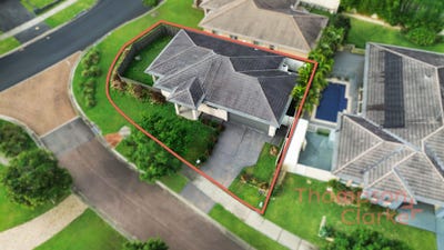 /international/au/1-durban-crescent-east-maitland-nsw-148235752/