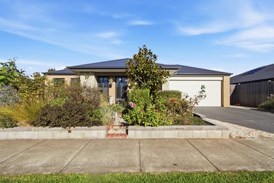 /international/au/31-surkitt-boulevard-sale-vic-151478540/
