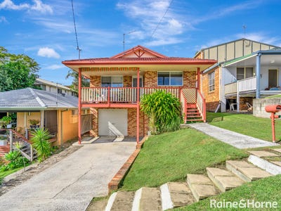 /international/au/4-sunart-street-maclean-nsw-151234040/
