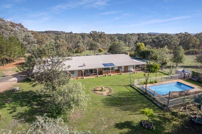 /international/au/58-boughyard-lane-heathcote-vic-151347160/
