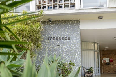 /international/au/6d-182-dornoch-tce-highgate-hill-qld-151356924/