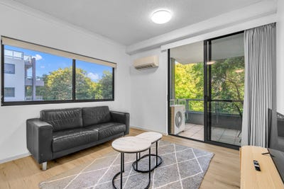 /international/au/312-21-patrick-lane-toowong-qld-151427436/