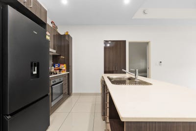 /international/au/52-15-fairweather-crescent-coolalinga-nt-152464852/