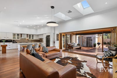 /international/au/9-marita-road-nedlands-wa-148386316/