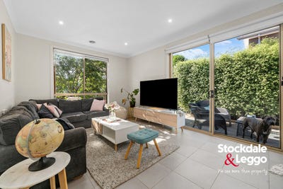 /international/au/17-newton-street-glenroy-vic-151106472/