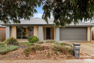 /international/au/92-grampian-boulevard-cowes-vic-151279652/