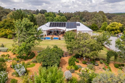 /international/au/90-weemilah-place-orange-nsw-150338648/