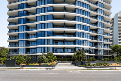 /international/au/1506-180-marine-parade-labrador-qld-151621264/