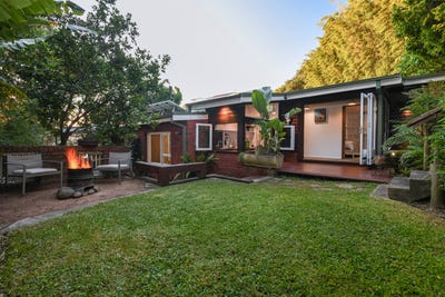 /international/au/13-villiers-place-cromer-nsw-150865308/
