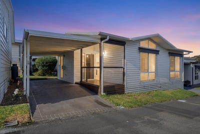 /international/au/76-2-macleay-drive-halekulani-nsw-151469240/
