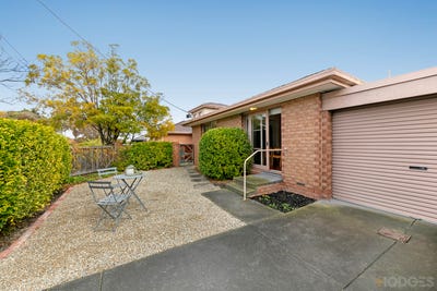 /international/au/3-55-57-glen-orme-avenue-ormond-vic-148460688/