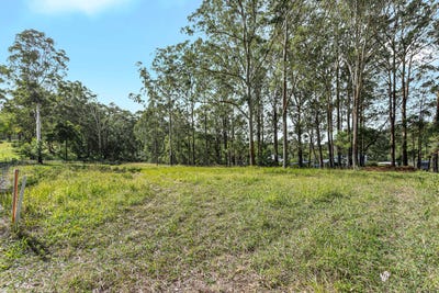 /international/au/129b-link-road-cabarlah-qld-204557776/