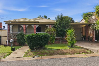 /international/au/16-elizabeth-street-tamworth-nsw-151449292/