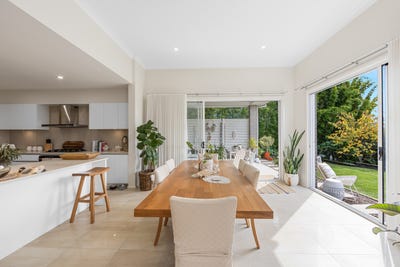 /international/au/22-stan-crescent-bonnells-bay-nsw-151116744/