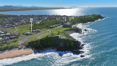 /international/au/20-pacific-esplanade-slade-point-qld-204527628/