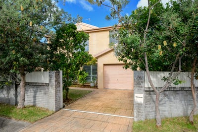/international/au/74-selwyn-street-merewether-nsw-151271252/
