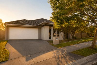 /international/au/1-crest-street-springfield-lakes-qld-151293096/