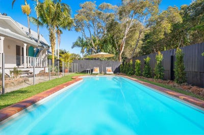/international/au/10-glasgow-street-suffolk-park-nsw-150742440/
