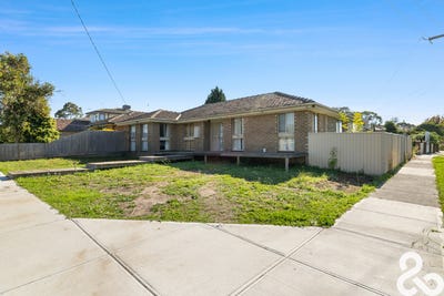 /international/au/8-allan-avenue-south-morang-vic-151174008/