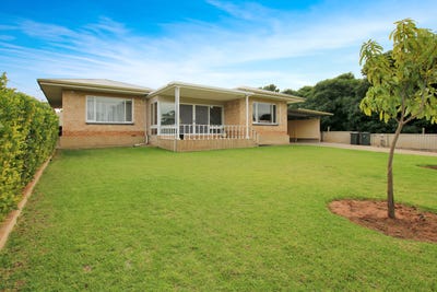/international/au/60-lawrie-terrace-waikerie-sa-151241464/