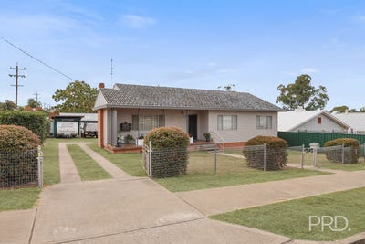 /international/au/13-abbott-street-quirindi-nsw-151954908/