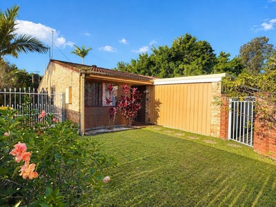 /international/au/10-meadow-way-court-merrimac-qld-151642448/