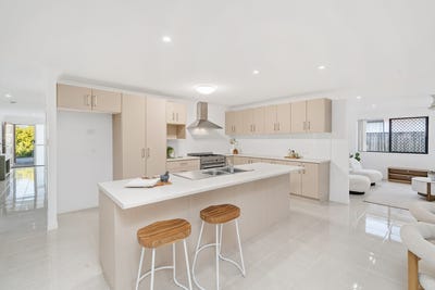 /international/au/8b-columbus-court-bray-park-qld-151423420/