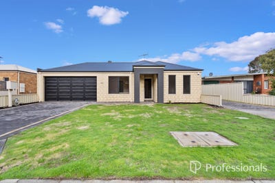 /international/au/18a-mercer-way-balga-wa-148325860/