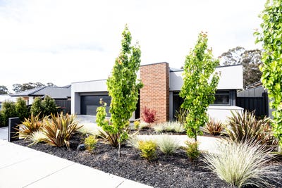 /international/au/17-grand-view-drive-mckenzie-hill-vic-148534460/