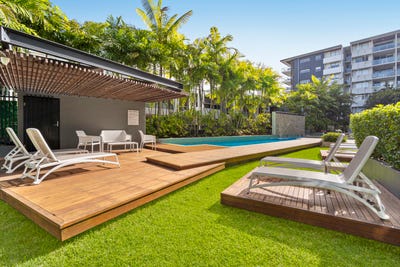 /international/au/8-37-duncan-street-west-end-qld-151550180/