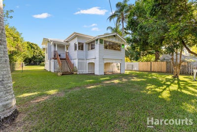 /international/au/72-thomas-street-howard-qld-151019544/