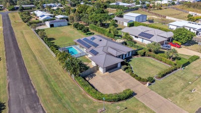 /international/au/26-sextant-drive-innes-park-qld-151310352/
