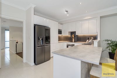 /international/au/18a-olivedale-road-madeley-wa-150717668/