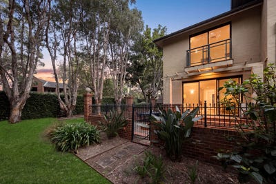 /international/au/7-164e-burwood-road-concord-nsw-151063024/