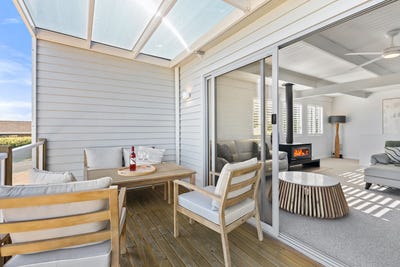 /international/au/6-heath-street-victor-harbor-sa-152265784/