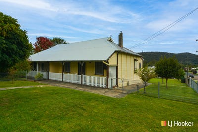 /international/au/6-whitton-street-lithgow-nsw-150618356/