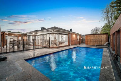 /international/au/13-byron-court-narre-warren-south-vic-148308532/
