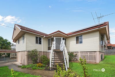 /international/au/1-dahlia-street-cannon-hill-qld-151031176/