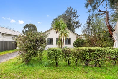 /international/au/38-anembo-street-narrabundah-act-151339888/