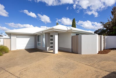 /international/au/3-79-messenger-avenue-boorooma-nsw-151247980/