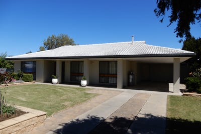 /international/au/27-memorial-avenue-keith-sa-152615264/