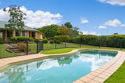 /international/au/64-lakes-folly-drive-branxton-nsw-151223356/