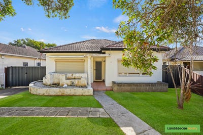 /international/au/19-moorefields-road-kingsgrove-nsw-151181148/