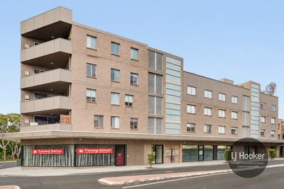 /international/au/18-8-junia-avenue-toongabbie-nsw-152587192/