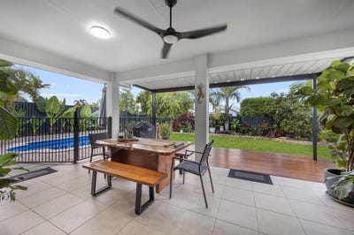 /international/au/56-bilbao-place-bushland-beach-qld-151186056/
